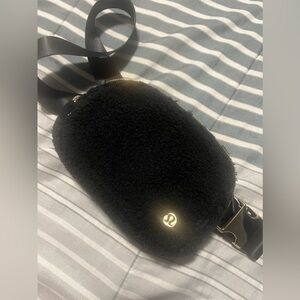NWT lululemon belt bag 1L